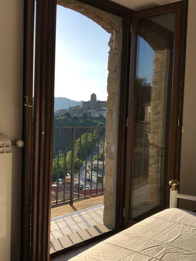 La Pietra Gialla ピエトラペルトーザ エクステリア 写真